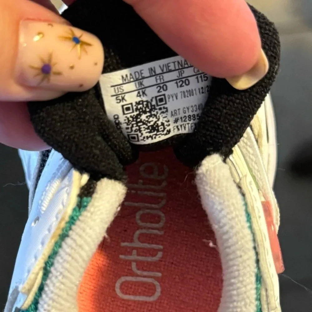 Adidas Astir - Picture 5 of 6